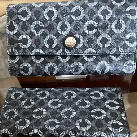Coach Handbags - Coach Black and Gray Patterned Wallet